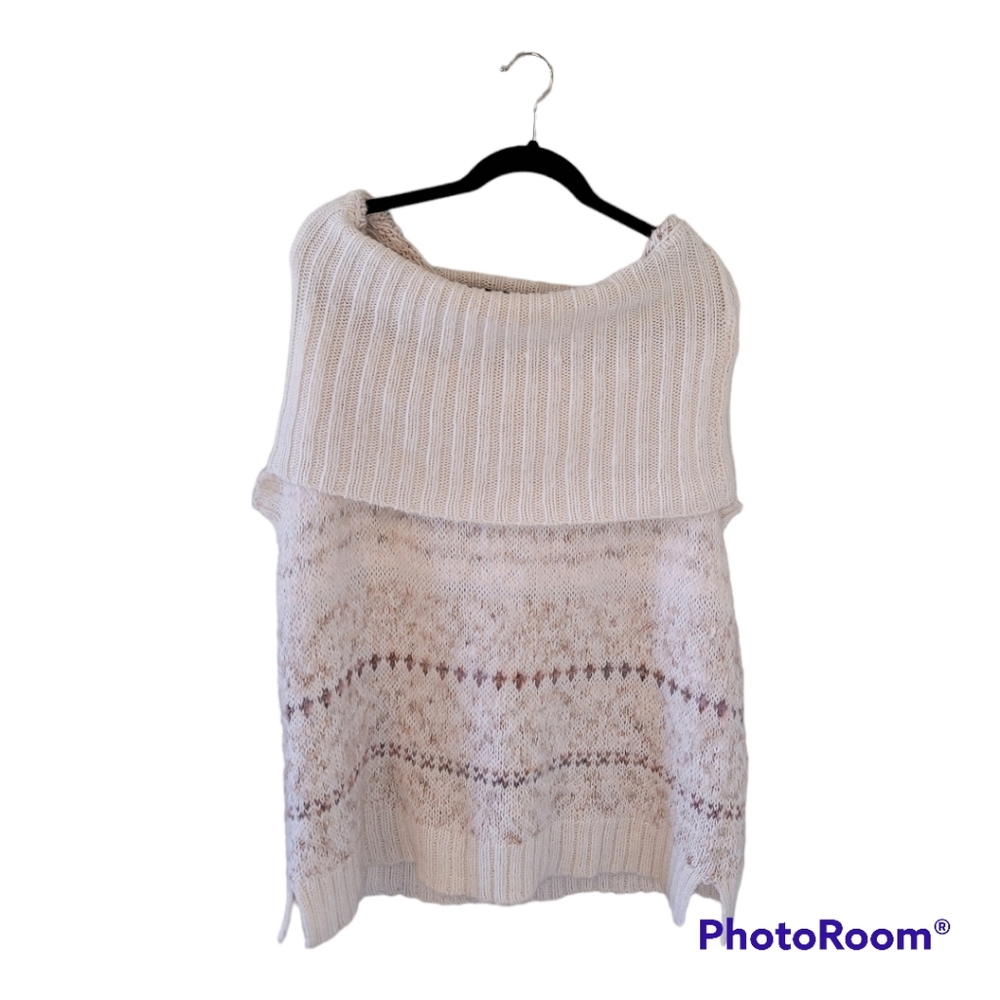 Free People cream  fuzzy Cowl Neck Sweater. Short sleeves.